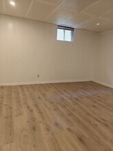 1404 Wilson Rd N in Oshawa, ON - Building Photo - Building Photo
