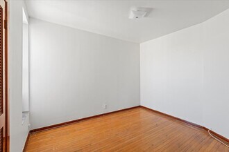 3557 W Cortland St, Unit 3 in Chicago, IL - Building Photo - Building Photo