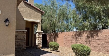 6387 Ashland Crst St in Las Vegas, NV - Building Photo - Building Photo