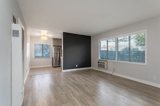 Temple Gardens Apartments in Temple City, CA - Building Photo - Building Photo