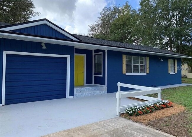 property at 13 Volusia Dr