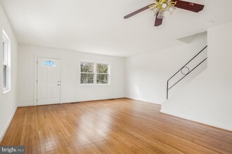 6212 Carters Ln in Riverdale Park, MD - Building Photo - Building Photo