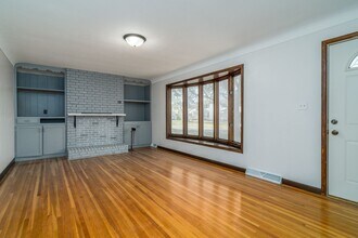 1123 S 12th St in Grand Forks, ND - Building Photo - Building Photo