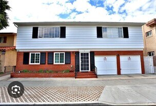 1022 E 1st St, Unit 7 in Long Beach, CA - Building Photo