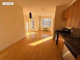 467 Vanderbilt Avenue 3A in Brooklyn, NY - Building Photo