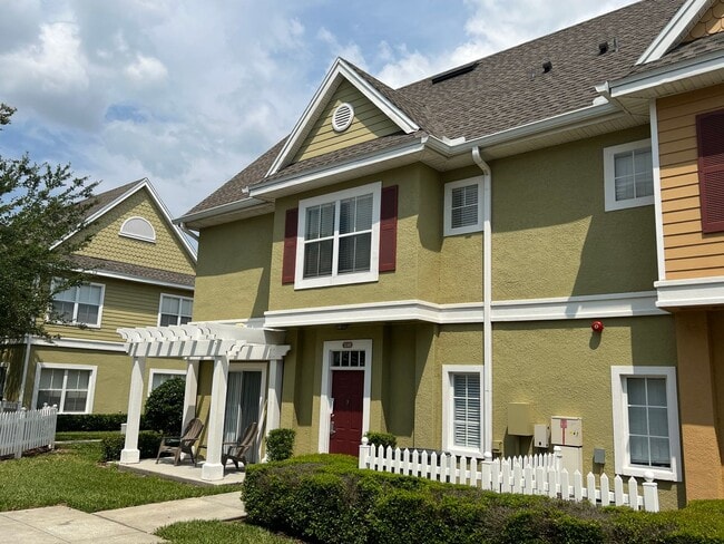 4003 San Sebastian Dr in Kissimmee, FL - Building Photo - Building Photo
