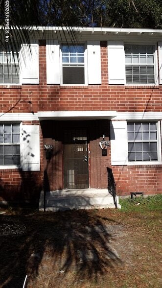 3233 Post St in Jacksonville, FL - Building Photo