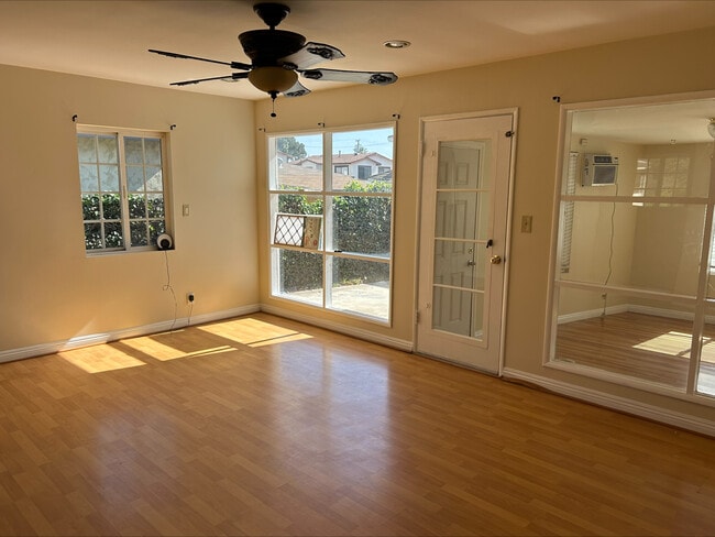 8934 Callita St in San Gabriel, CA - Foto de edificio - Building Photo