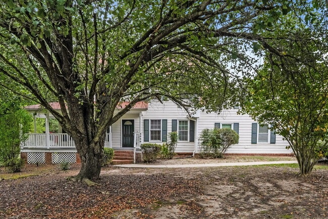 property at 3550 Spring Creek Cir