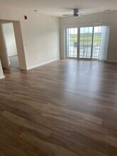 20141 Riesling Ln, Unit 406 in Lewes, DE - Building Photo - Building Photo