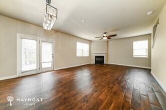 1012 Eldon Ln in Fairburn, GA - Building Photo - Building Photo