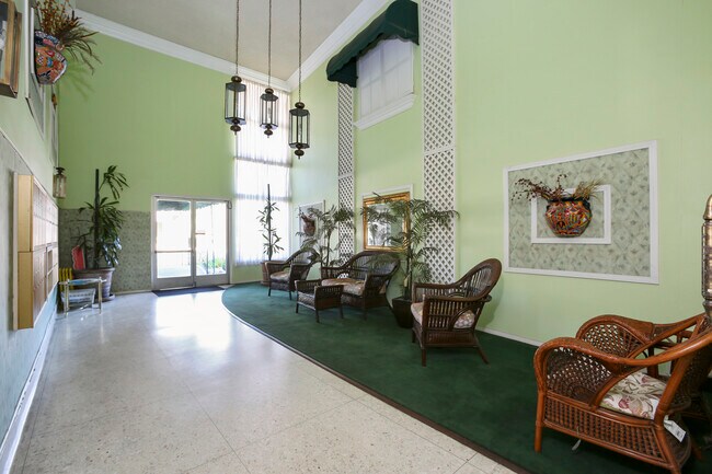 220 E Live Oak St in San Gabriel, CA - Building Photo - Building Photo