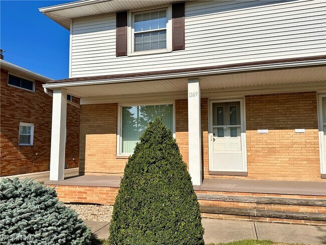 property at 1269 Bonnie Ln