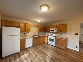 678 Dearborn Rd in Valparaiso, IN - Building Photo - Building Photo