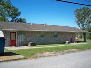 109 E McDonald St in Marion, IL - Building Photo