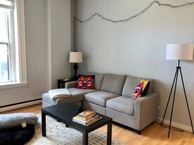 2A Wellington St, Unit 5 in Boston, MA - Building Photo