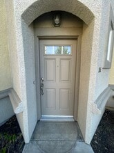 816 Vessona Cir in Folsom, CA - Building Photo - Building Photo