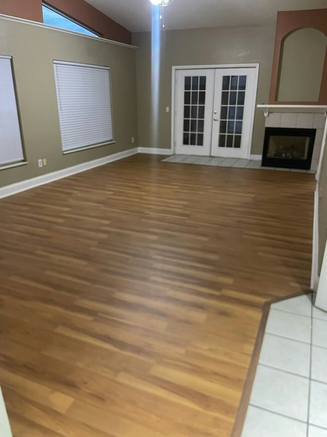 6018 Gentle Ben Cir in Zephyrhills, FL - Building Photo - Building Photo