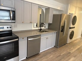 150 N Main St, Unit B-205-2 in Mansfield, PA - Building Photo