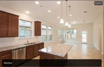 112 Eli Whitney Way in Hutto, TX - Building Photo - Building Photo