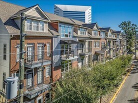 415 Saint Francis St, Unit 139 in Tallahassee, FL - Building Photo