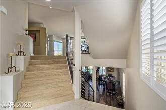 8604 Grove Mill Ct in Las Vegas, NV - Building Photo - Building Photo