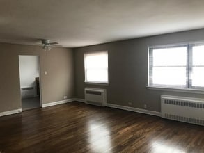 7363 N Sheridan Rd, Unit 1N in Chicago, IL - Building Photo - Building Photo