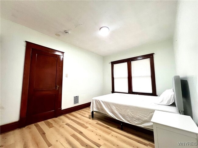 property at 1119 15th St