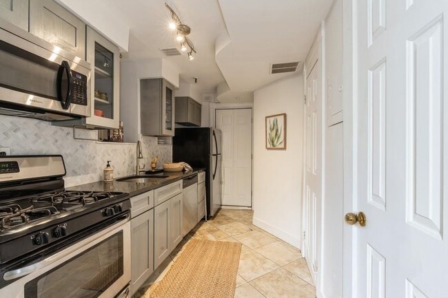 444 Jersey Ave in Jersey City, NJ - Building Photo - Building Photo