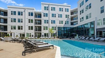 4612 Gilead St in Charlotte, NC - Building Photo