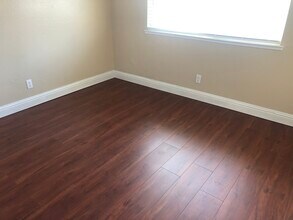 4141 Apostolo Cir, Unit 3 in Sacramento, CA - Building Photo - Building Photo