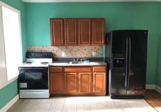 5814 Addison St in Philadelphia, PA - Building Photo - Building Photo