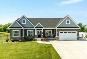 103 Derrynan Ct in Winchester, VA - Building Photo