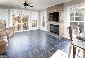 41539 Southpaw Pl in Leesburg, VA - Building Photo - Building Photo