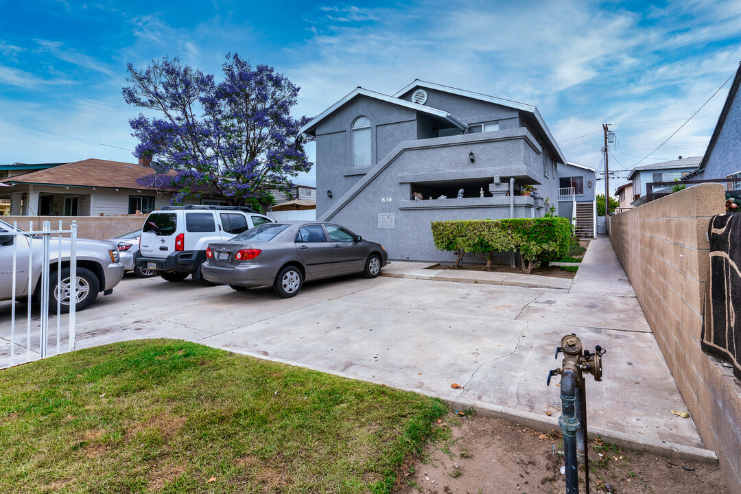 836 S Claudina St in Anaheim, CA - Building Photo