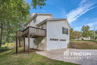 1001 Winston Way NW in Acworth, GA - Building Photo - Building Photo