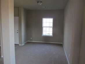 2310 Thunderbolt Peak Dr in Arcola, TX - Building Photo - Building Photo