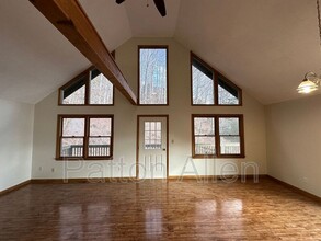 41 Blevins Knob Dr in Burnsville, NC - Building Photo - Building Photo