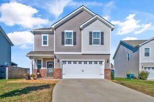 1006 Baltusrol Ln in Lebanon, TN - Building Photo