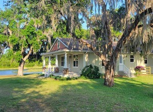 4290 Clinton Cemetery Rd in Edgewater, FL - Building Photo - Building Photo