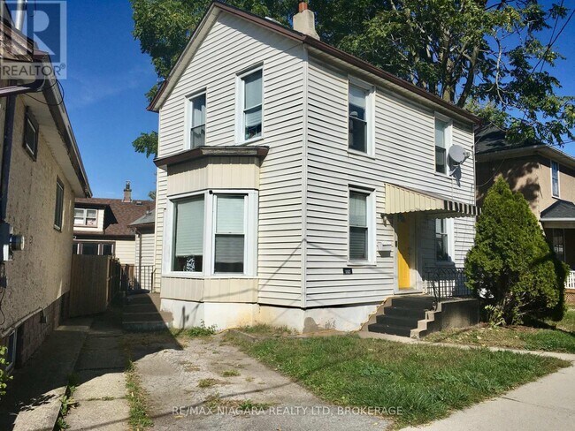 163 Welland Ave in St Catharines, ON - Building Photo - Building Photo