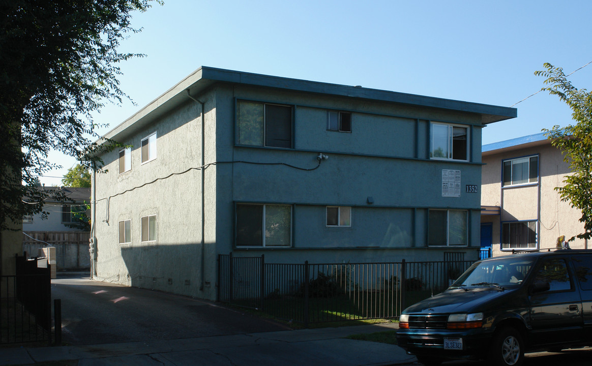 1352 Carnelian Dr in San Jose, CA - Building Photo