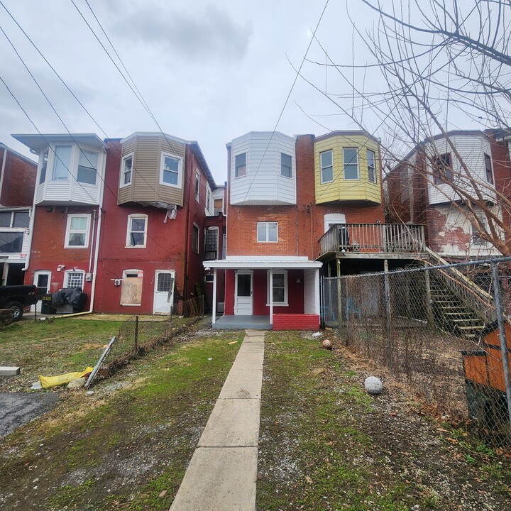 3908 5th Ave in Altoona, PA - Building Photo