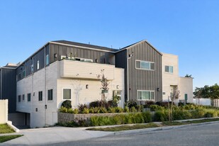 2800 Grant Ave in Redondo Beach, CA - Building Photo