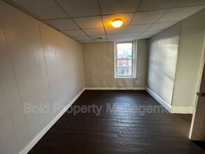 367 W Greenwich St-Unit -2- Apt.D in Reading, PA - Foto de edificio - Building Photo