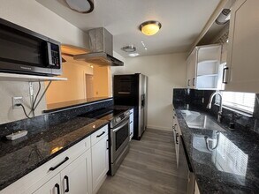 2005 Smith Flat Rd in Placerville, CA - Foto de edificio - Building Photo