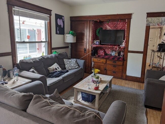 property at 3373 N Oakland Ave