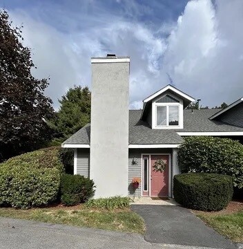 1 Corey Way in Northborough, MA - Building Photo