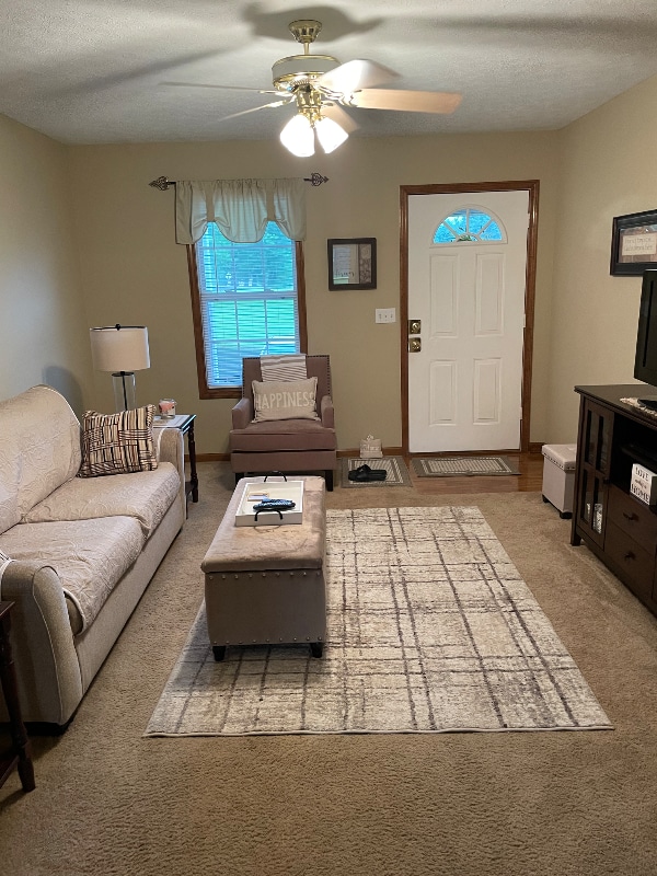 55 Marty Way in Auburn, KY - Foto de edificio - Building Photo