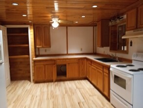 1574 Armstrong Rd in Summersville, WV - Building Photo - Building Photo